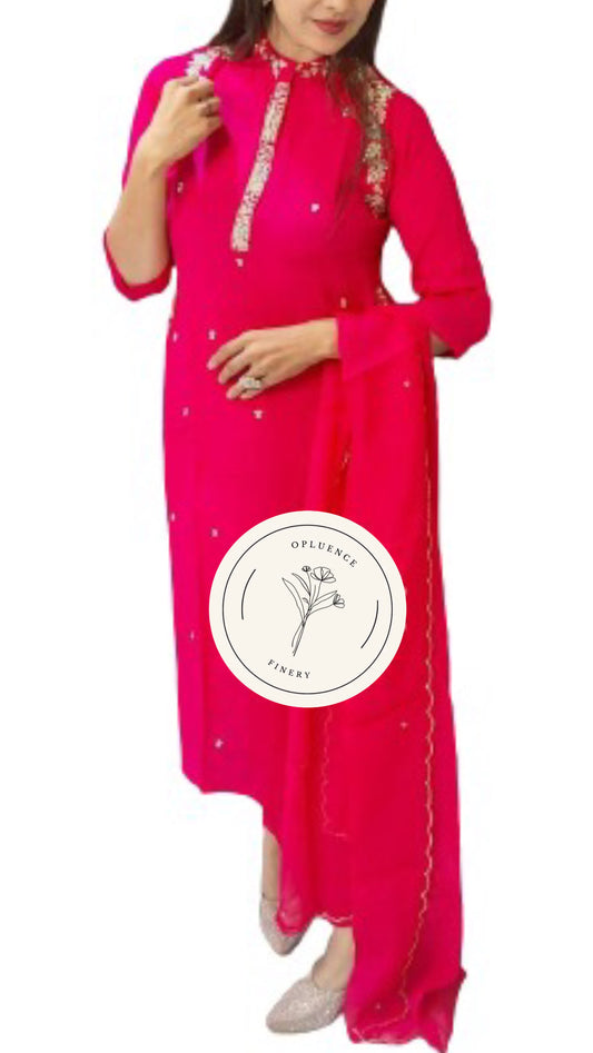 Amazing Handwork Kurta Pants & Dupatta with pockets. Berlin